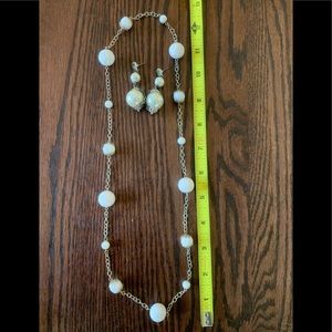 Earrings and necklace set